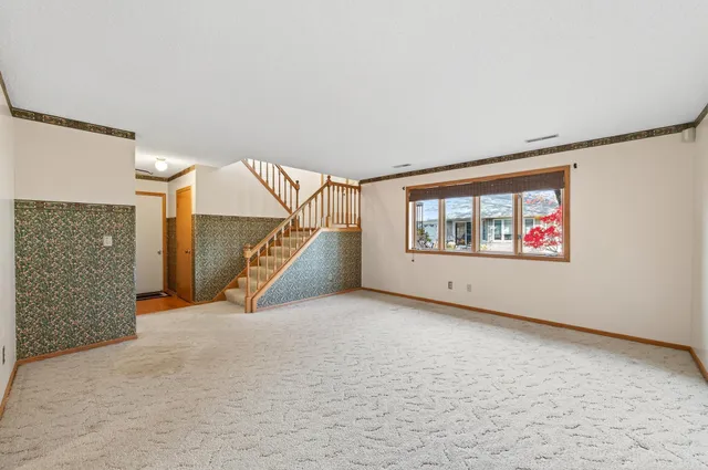 $285,000 | 2505 Sumac Ridge, White Bear Lake, MN 55110