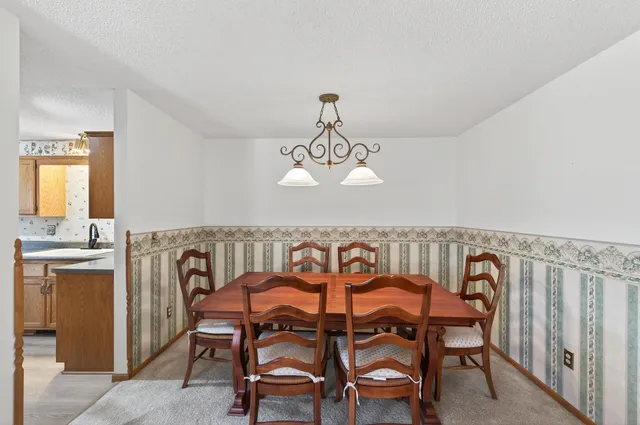 $285,000 | 2505 Sumac Ridge, White Bear Lake, MN 55110