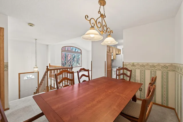 $285,000 | 2505 Sumac Ridge, White Bear Lake, MN 55110