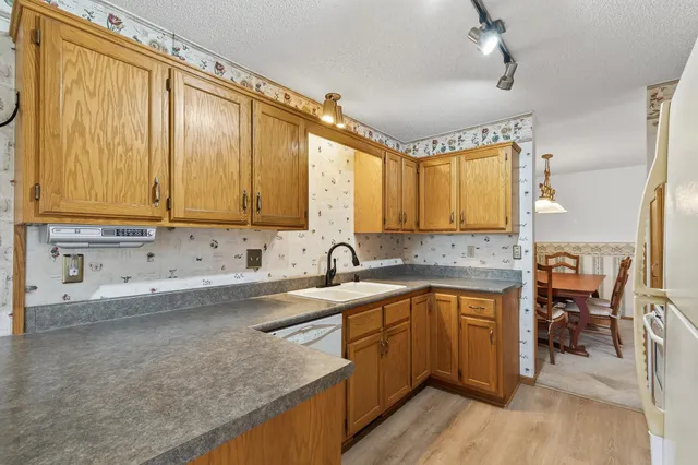 $285,000 | 2505 Sumac Ridge, White Bear Lake, MN 55110