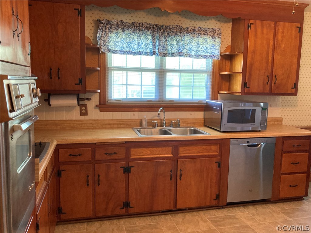8518 Sandy Ridge Road Hopewell, VA 23860 - Photo 13 of 26 Gallery Image 13