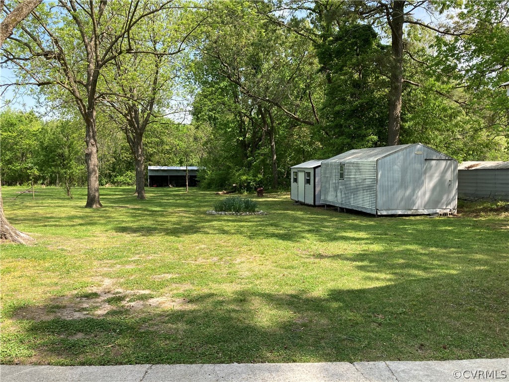 8518 Sandy Ridge Road Hopewell, VA 23860 - Photo 5 of 26 Gallery Image 5