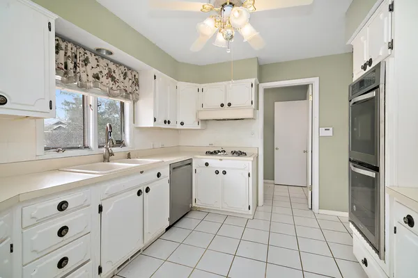 $448,900 | 638 Pheasant Trail, Frankfort, IL 60423