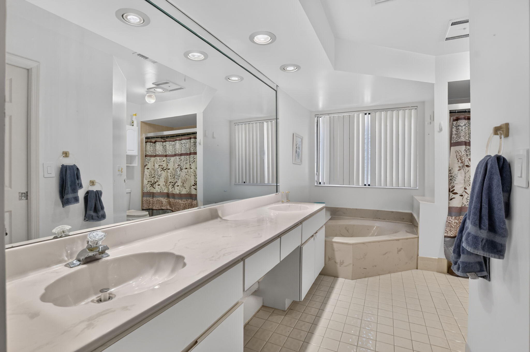 7690 Solimar Circle Boca Raton, FL 33433 - Photo 18 of 31 18-web-or-mls-7690 (3)