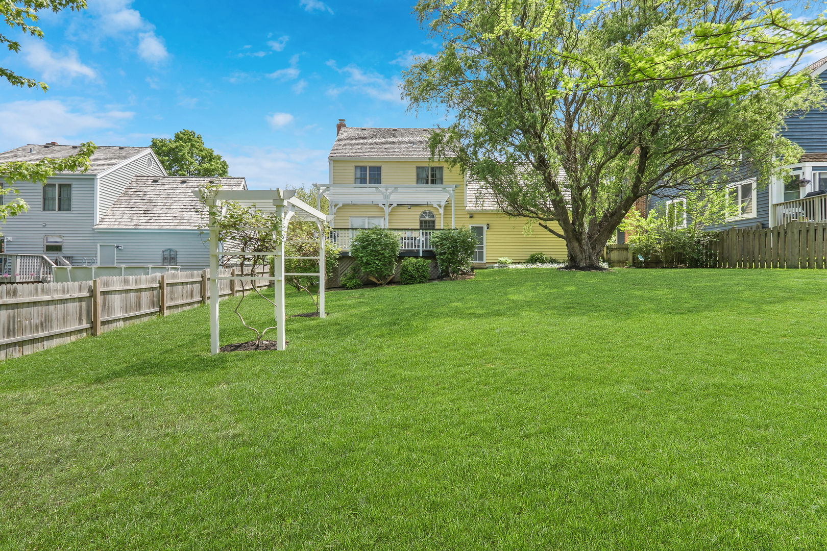 518 Cross Road Gurnee, IL 60031 - Photo 36 of 43