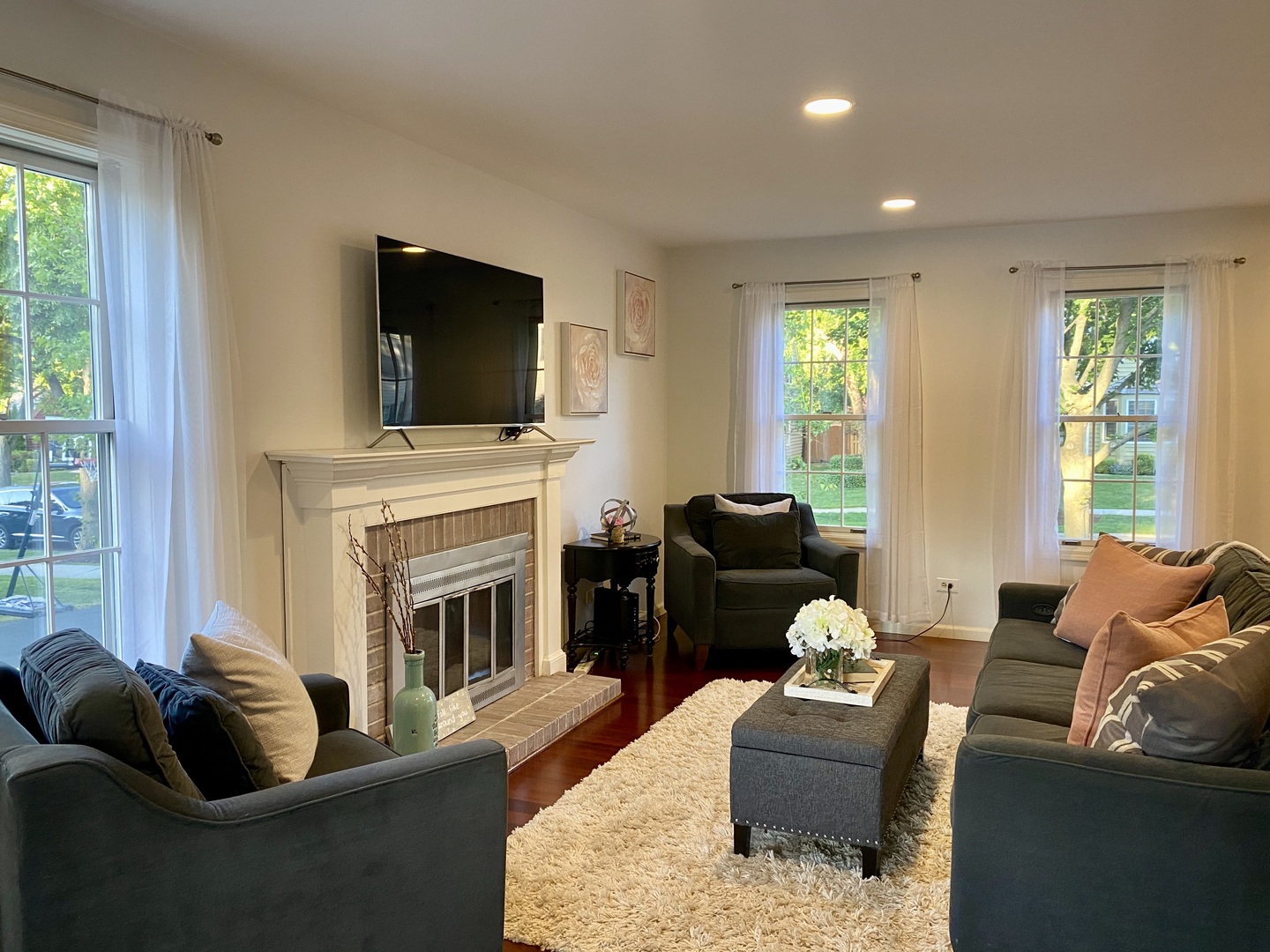 518 Cross Road Gurnee, IL 60031 - Photo 7 of 43