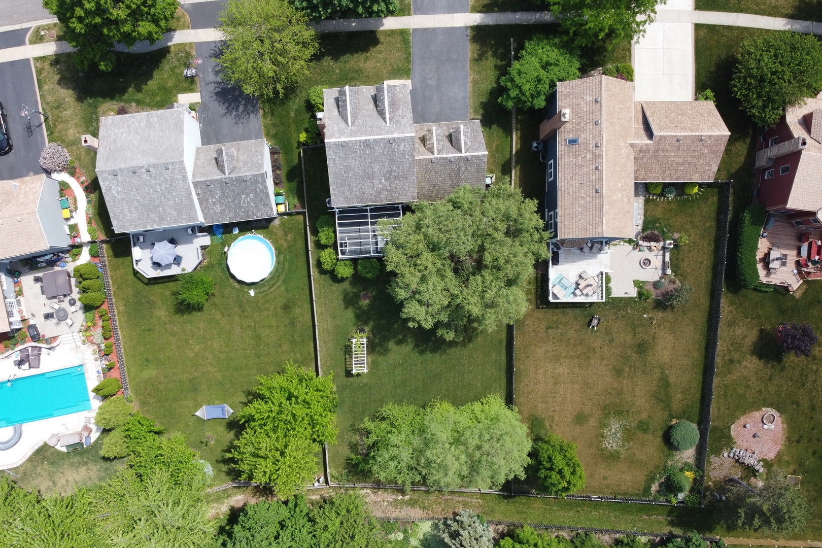 518 Cross Road Gurnee, IL 60031 - Photo 10 of 43