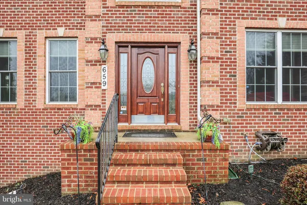 $809,500 | 659 Downhill Drive, Westminster, MD 21157
