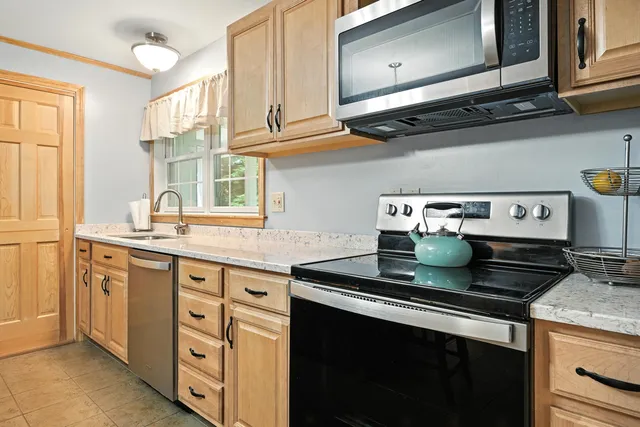 $475,000 | 201 Loon Pond Road, Sabattus, ME 04280