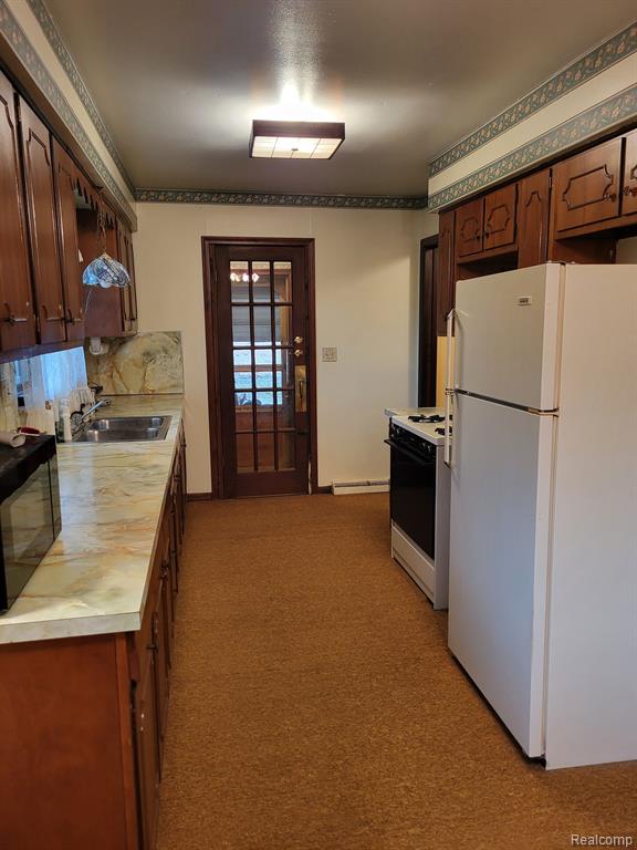 3438 Golf Club Road Howell, MI 48843 - Photo 11 of 24