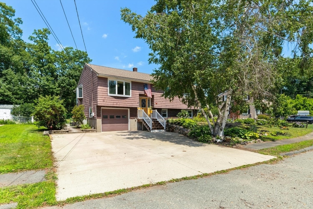 5 Paradise Road Beverly, MA 01915 - Photo 2 of 37