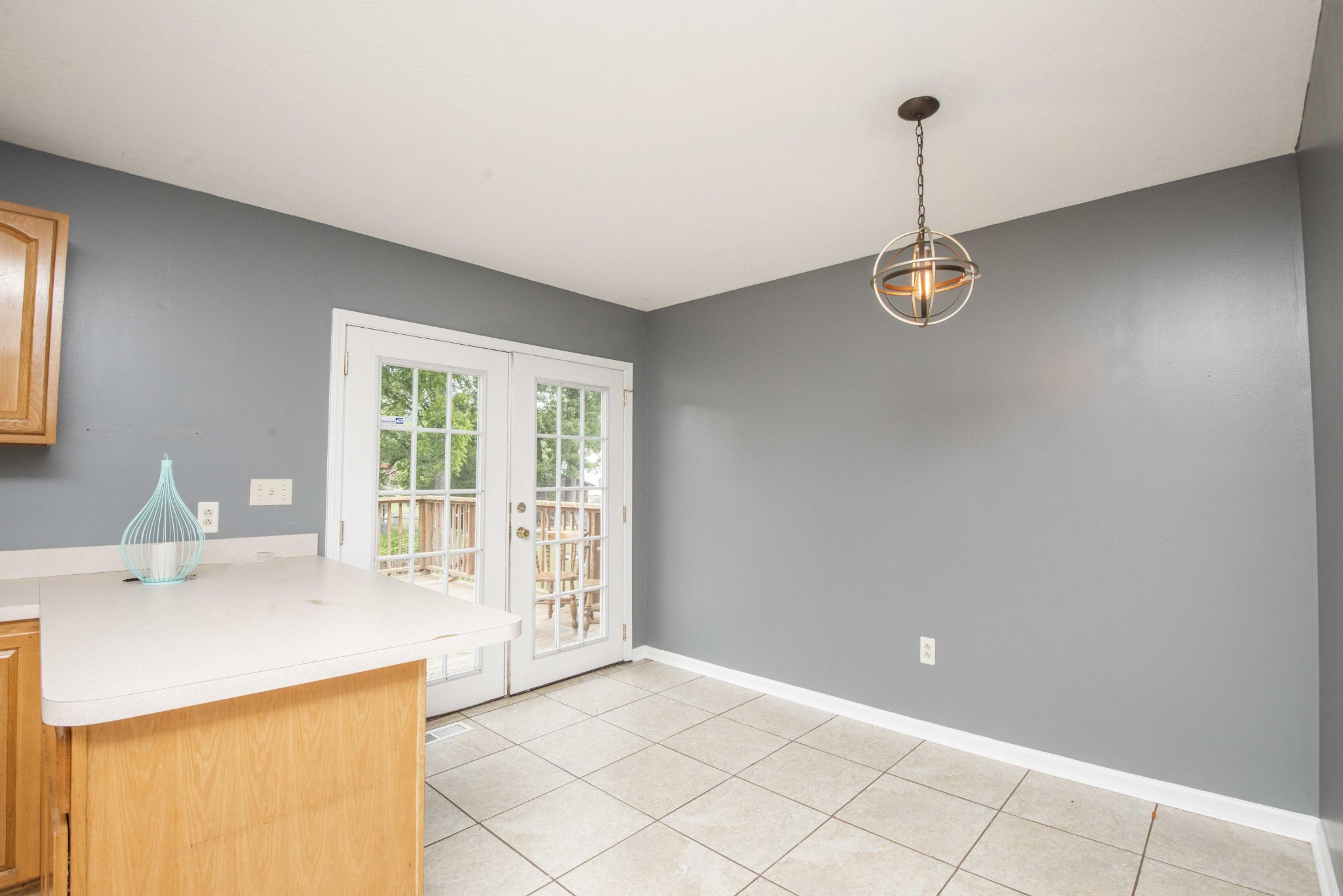 107 East Arrowwood Road Oak Ridge, TN 37830 - Photo 11 of 25 a view of an empty room with a window