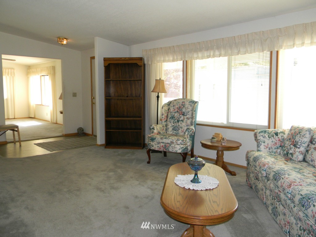 30 Northeast Cherokee Beach Road Belfair, WA 98528 - Photo 8 of 15 Gallery Image 8