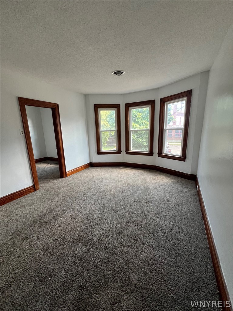 160 Benzinger Street Buffalo, NY 14206 - Photo 30 of 35