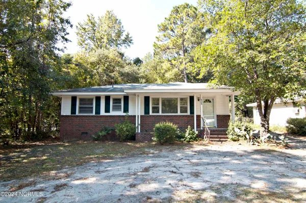 $1,795 | 626 South Kerr Avenue, Wilmington, NC 28403