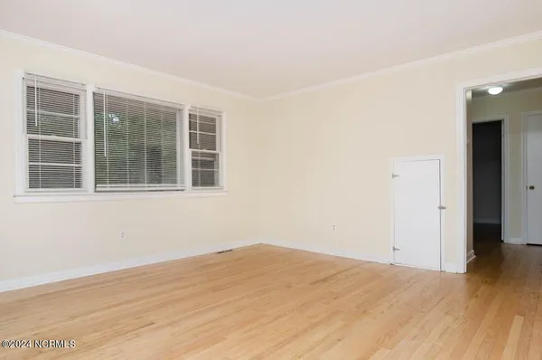 $1,795 | 626 South Kerr Avenue, Wilmington, NC 28403