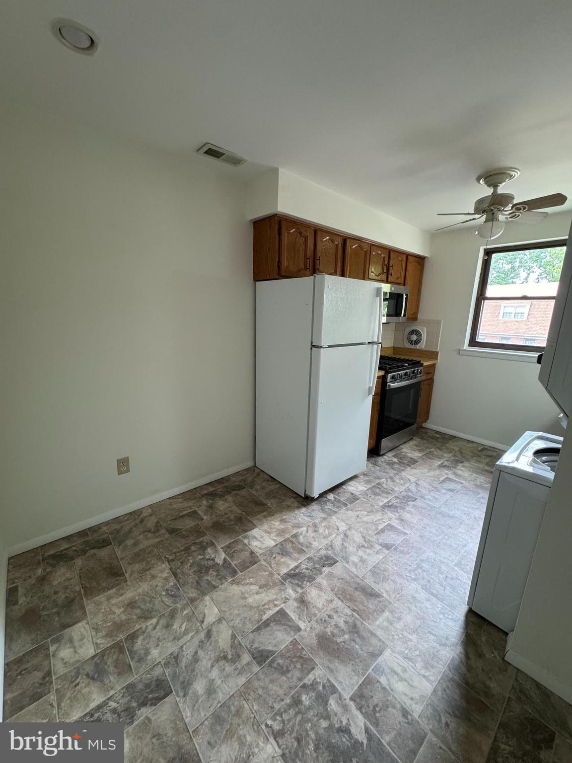 1155 York Rd., Unit E2 Warminster, PA 18974 - Photo 19 of 22 Gallery Image 19