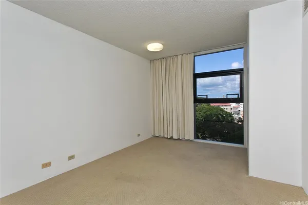 $3,400 | 1212 Nuuanu Avenue, Unit 607, Honolulu, HI 96817