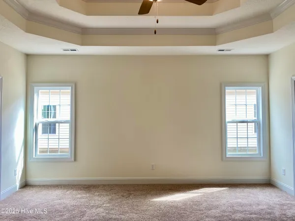 $404,000 | 1870 Olde Towne Pointe Boulevard, Jacksonville, NC 28546
