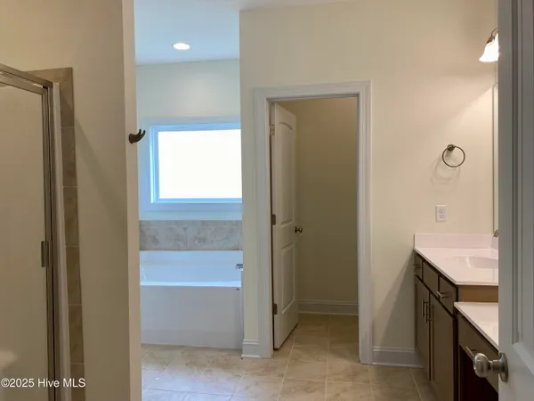 $404,000 | 1870 Olde Towne Pointe Boulevard, Jacksonville, NC 28546