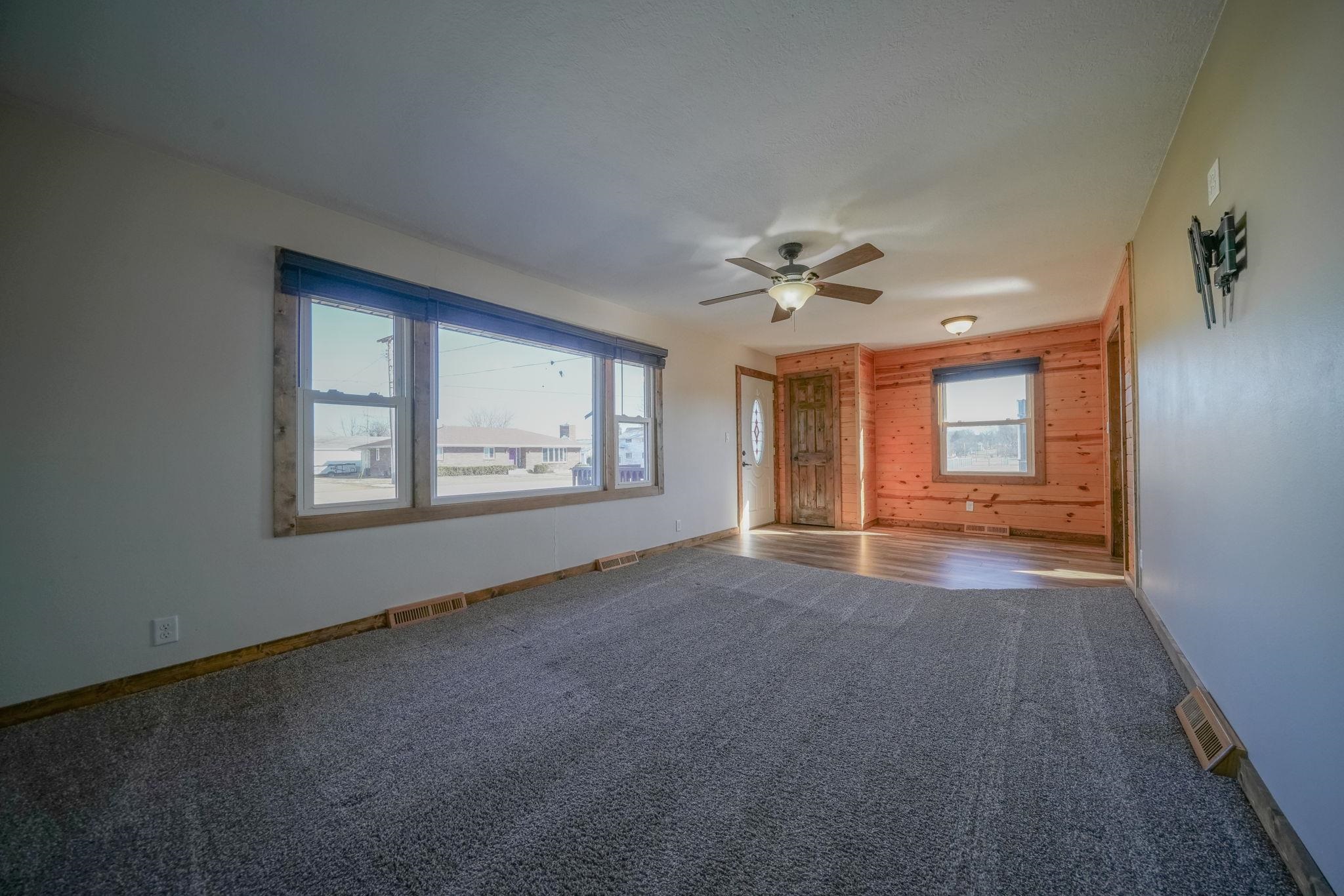 801 West Fulton Street Polo, IL 61064 - Photo 16 of 31