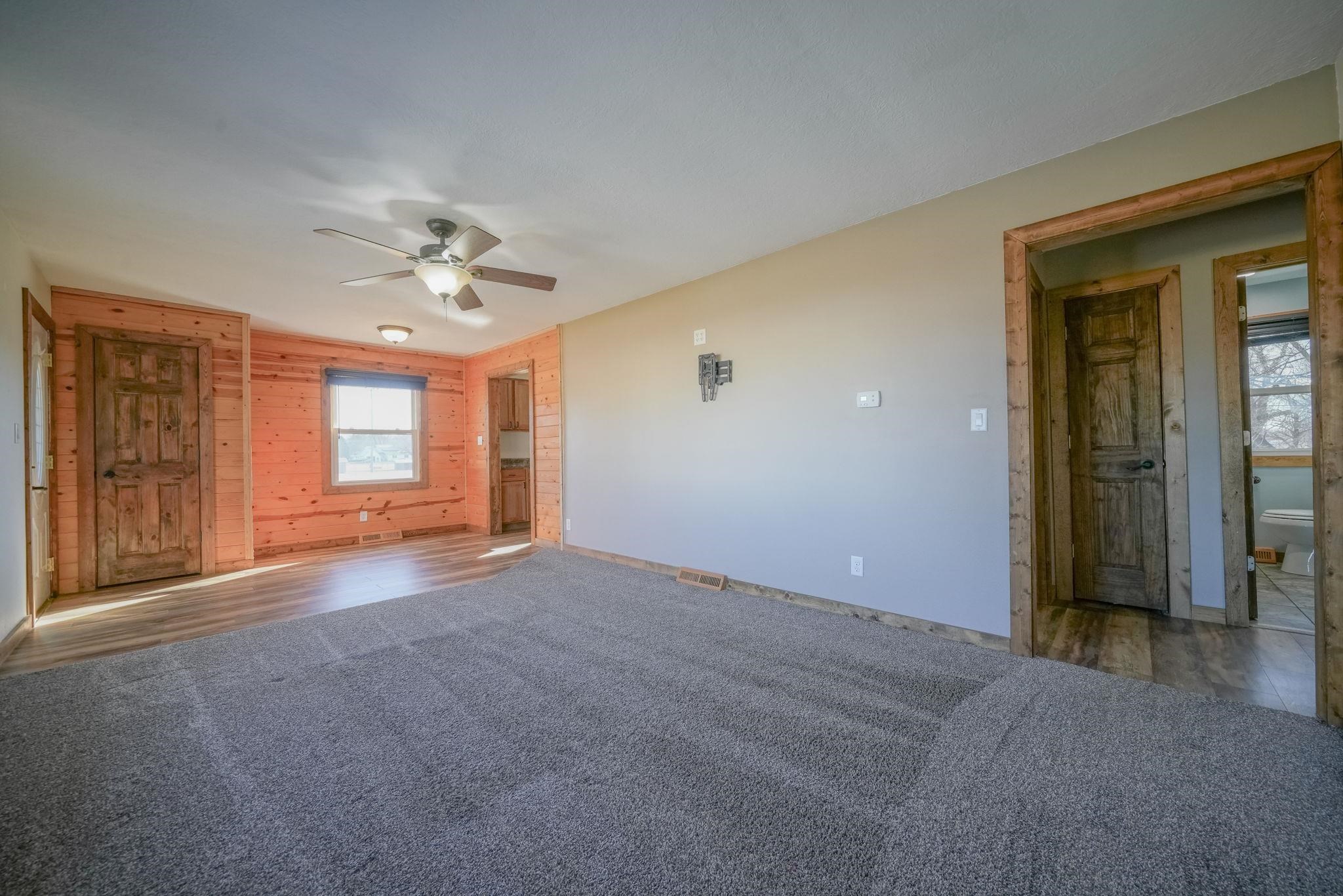 801 West Fulton Street Polo, IL 61064 - Photo 2 of 31