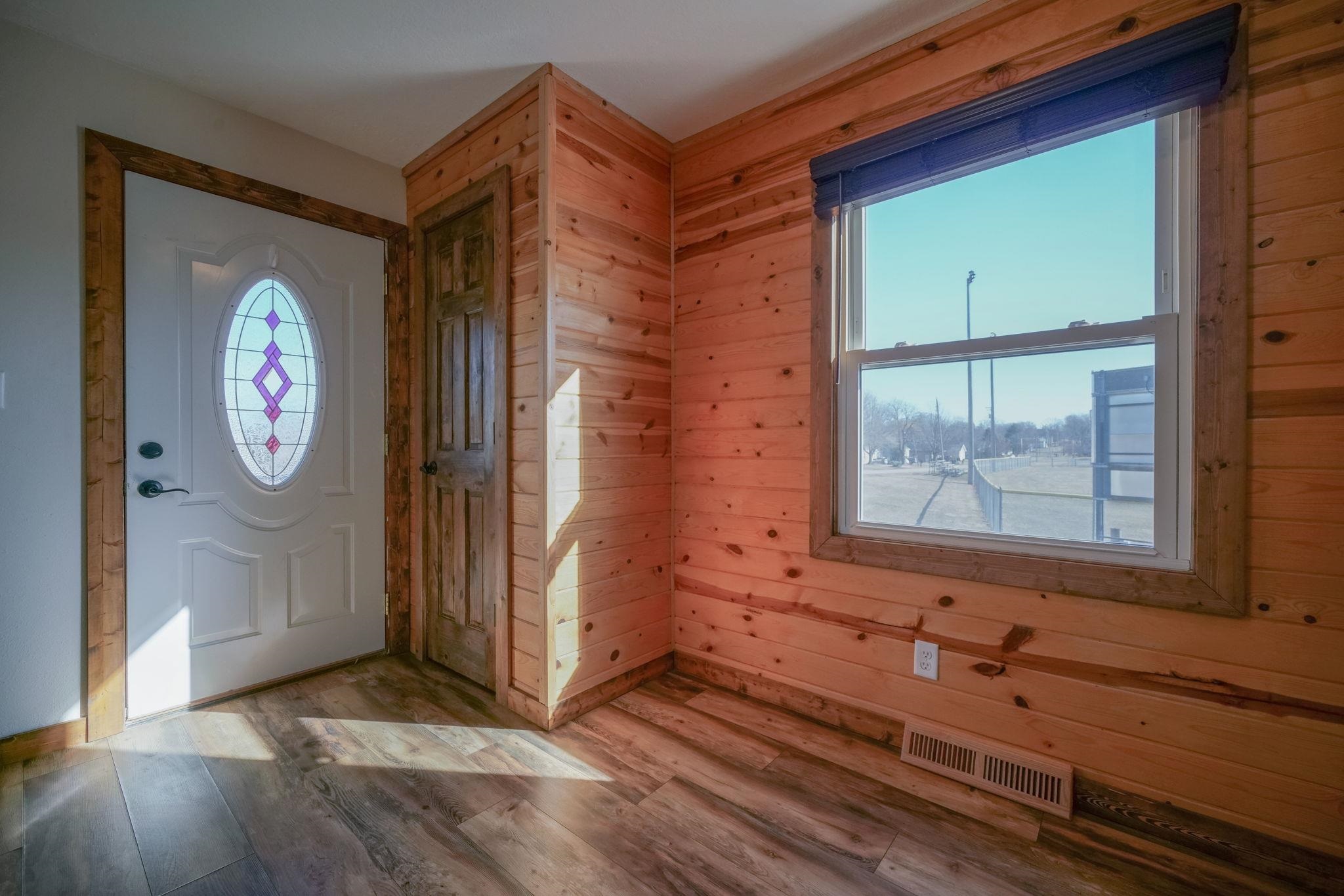 801 West Fulton Street Polo, IL 61064 - Photo 6 of 31