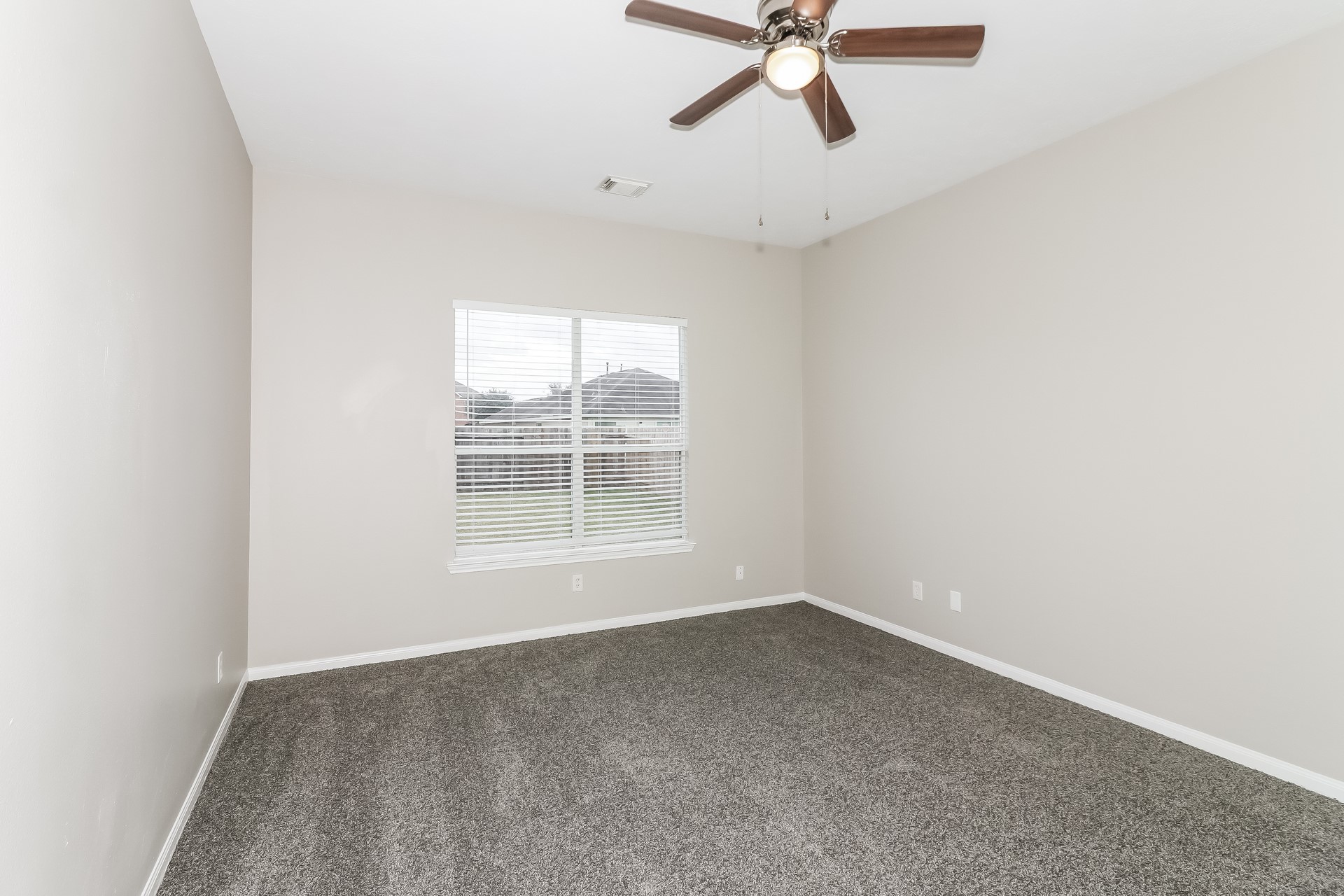 4023 Ashview Lane Fresno, TX 77545 - Photo 10 of 22