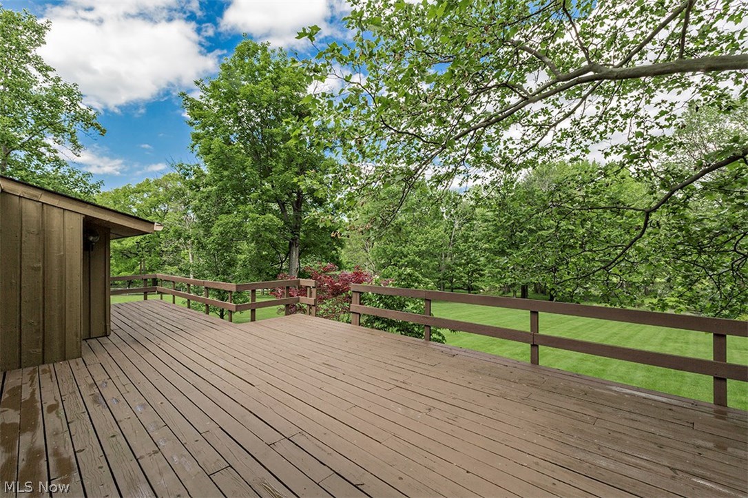 5243 SOM Center Road Solon, OH 44139 - Photo 4 of 28 Gallery Image 4