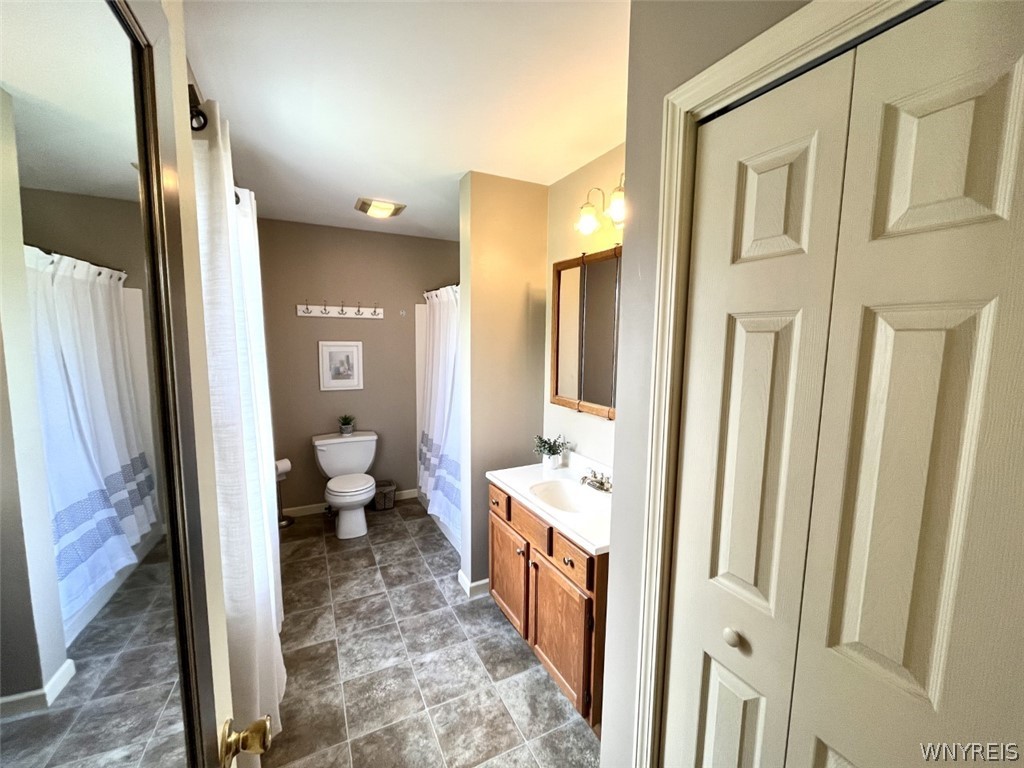3454 Murphy Road Newfane, NY 14108 - Photo 22 of 28 Master bath