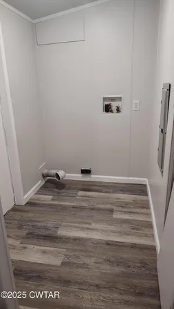 a view of walk in closet