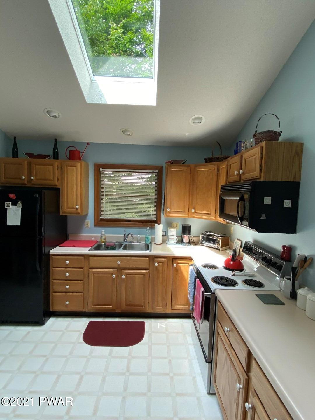 93 Ridge Road Lake Ariel, PA 18436 - Photo 12 of 40