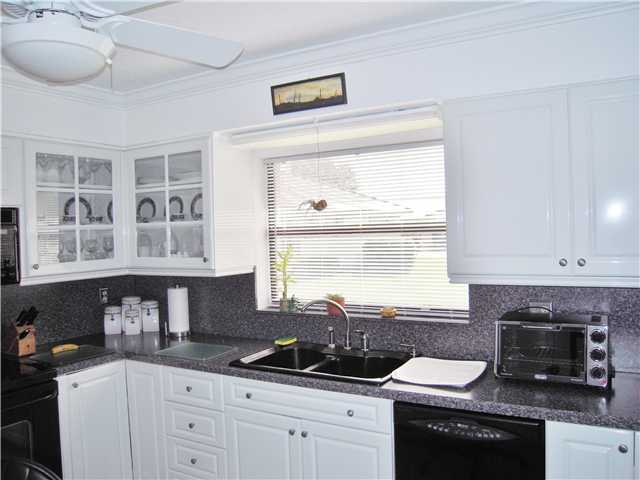 9820 Hydrangea Tree Way, Unit B Boynton Beach, FL 33436 - Photo 8 of 16 Additional Photo