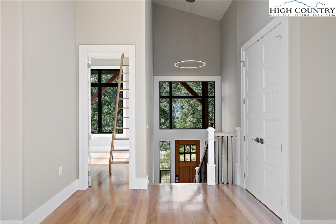 1180 Pinnacle Drive Boone, NC 28607 - Photo 30 of 50 Gallery Image 30