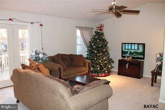 191 Squire Way Hanover, PA 17331 - Photo 12 of 27 Gallery Image 12