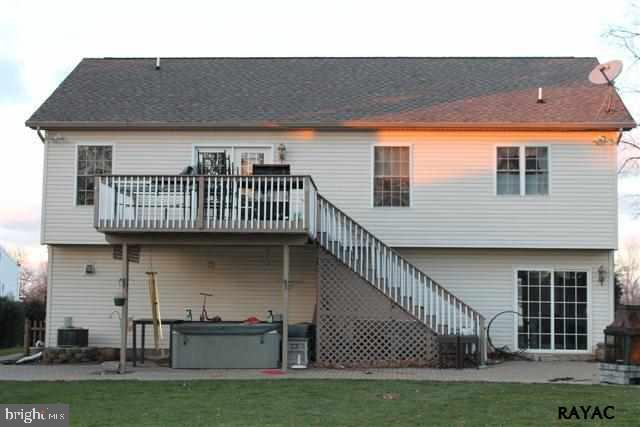 191 Squire Way Hanover, PA 17331 - Photo 3 of 27 Gallery Image 3