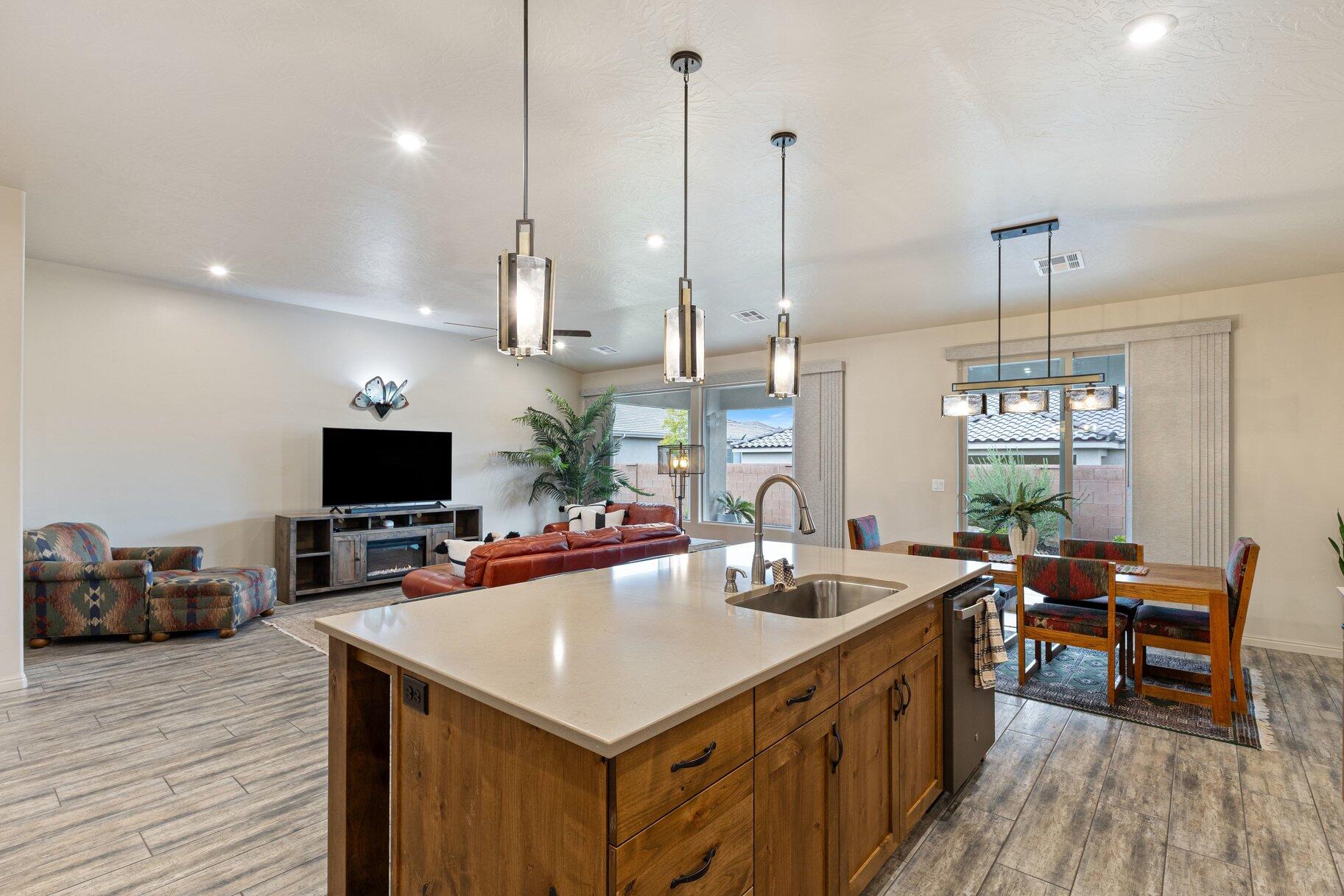 498 Martignano Way St. George, UT 84770 - Photo 12 of 36 012_015-498_martignano_way_308