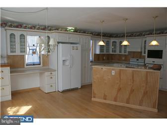 13 Wheatsheaf Road Shamong, NJ 08088 - Photo 6 of 12 Kitchen