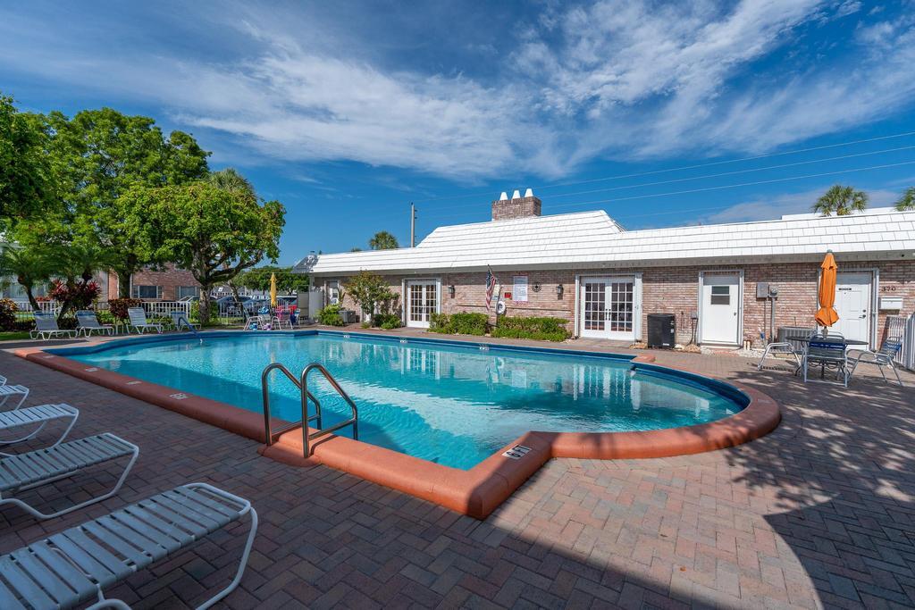 350 South Cypress Road, Unit 502 Pompano Beach, FL 33060 - Photo 27 of 36 DSC07529