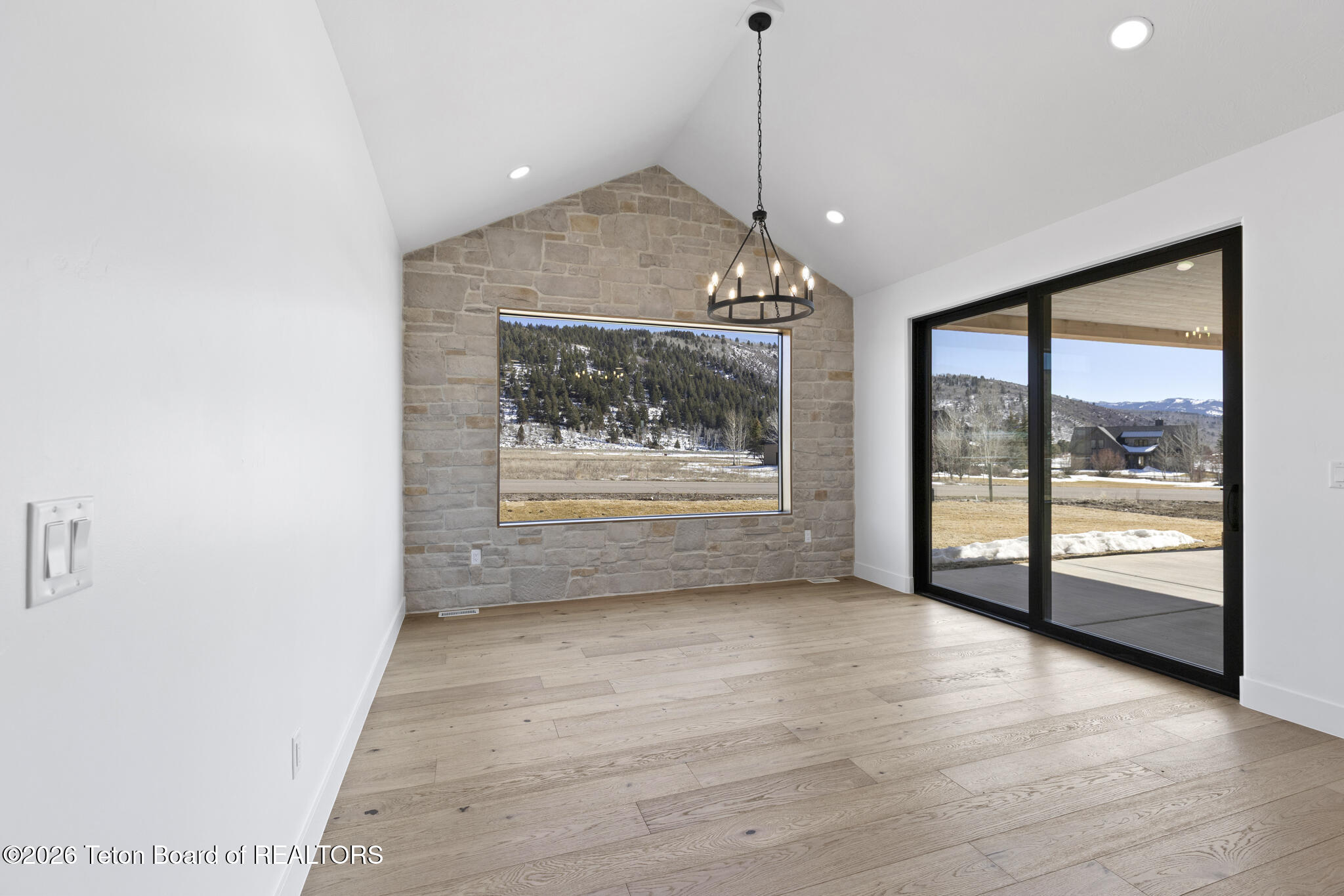 6373 Snow Goose Circle Victor, ID 83455 - Photo 17 of 59 13 Dining