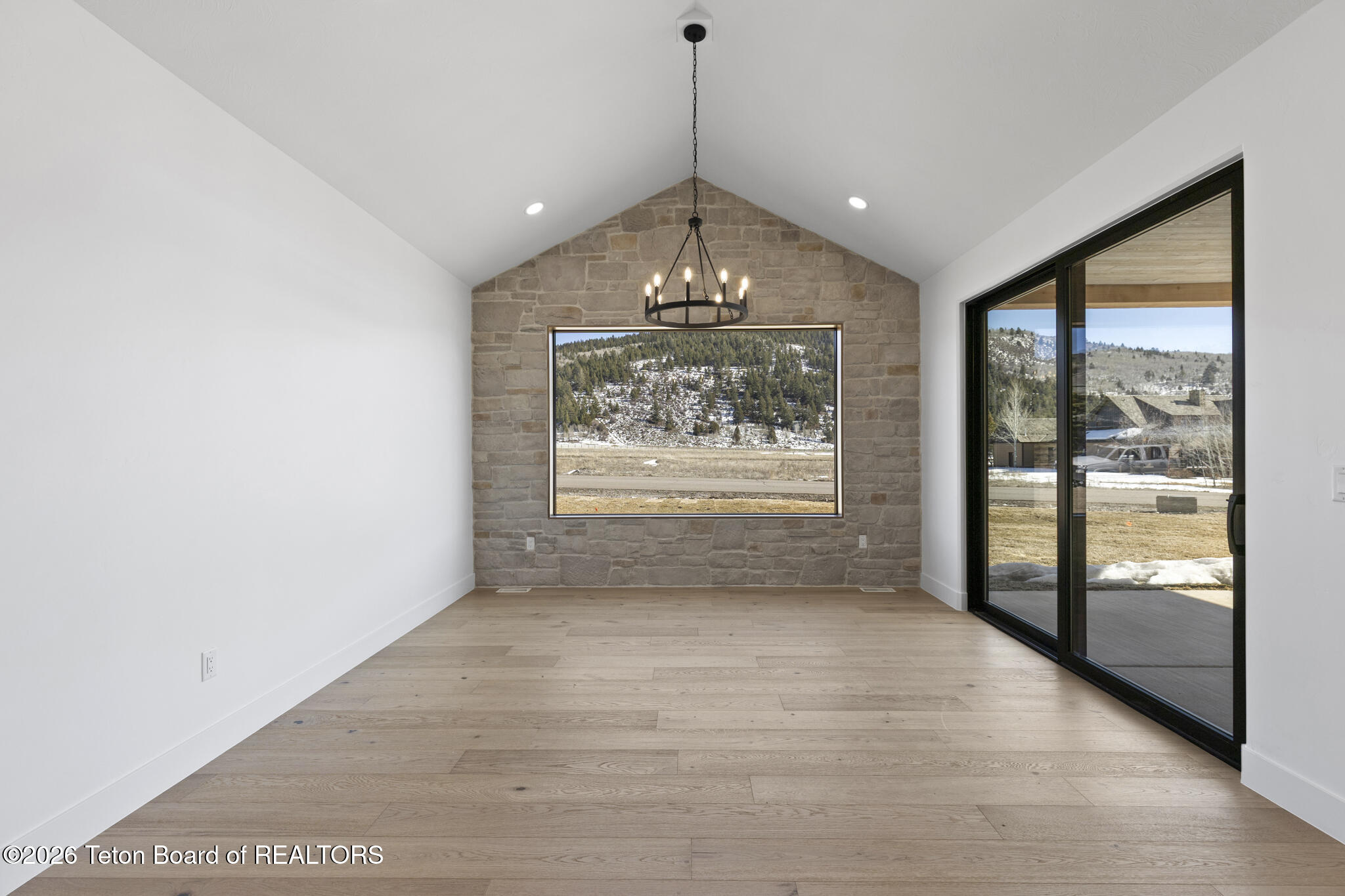 6373 Snow Goose Circle Victor, ID 83455 - Photo 18 of 59 12 Dining