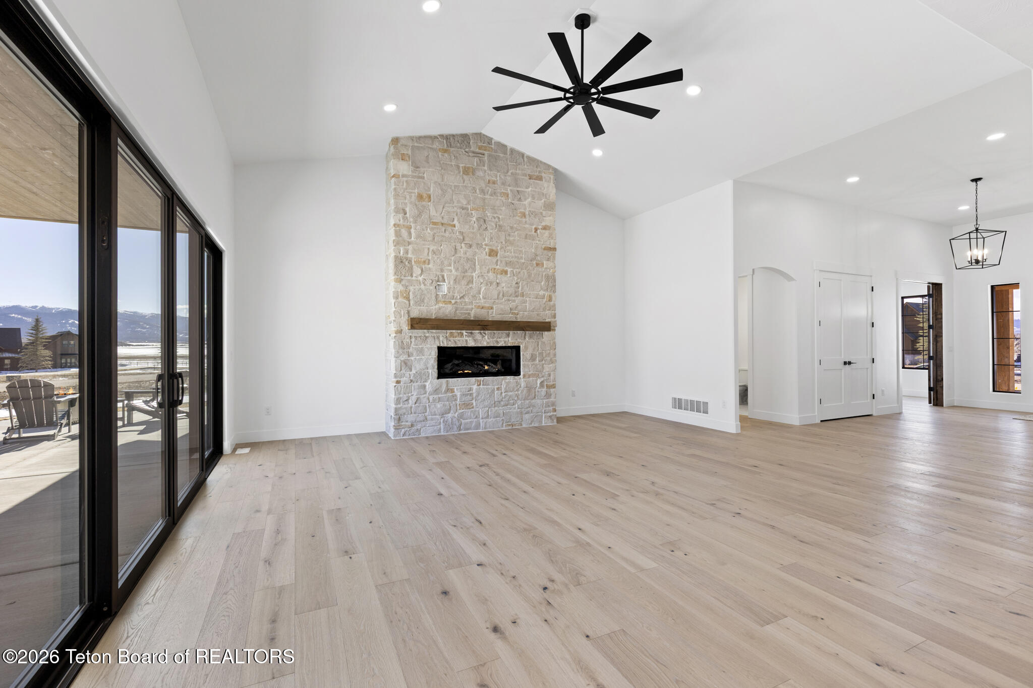 6373 Snow Goose Circle Victor, ID 83455 - Photo 19 of 59 15 Living room