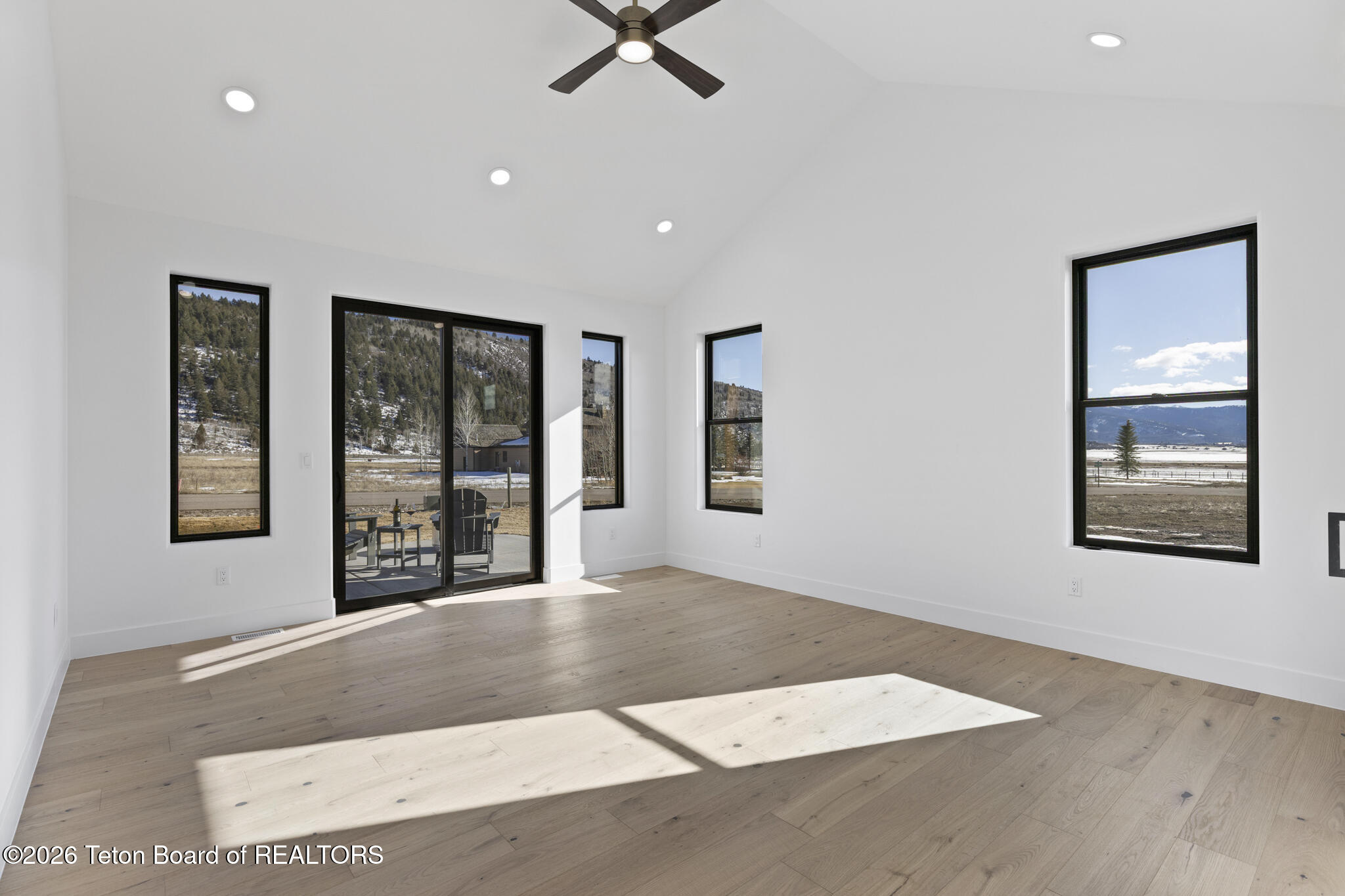 6373 Snow Goose Circle Victor, ID 83455 - Photo 28 of 59 21 Master bed