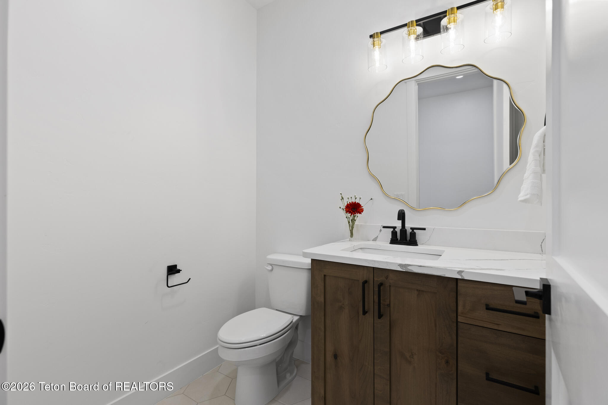 6373 Snow Goose Circle Victor, ID 83455 - Photo 48 of 59 41 half bath