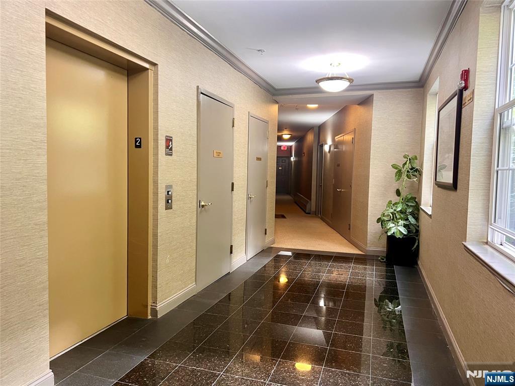 1100 River Road, Unit 302 Edgewater, NJ 07020 - Photo 5 of 13