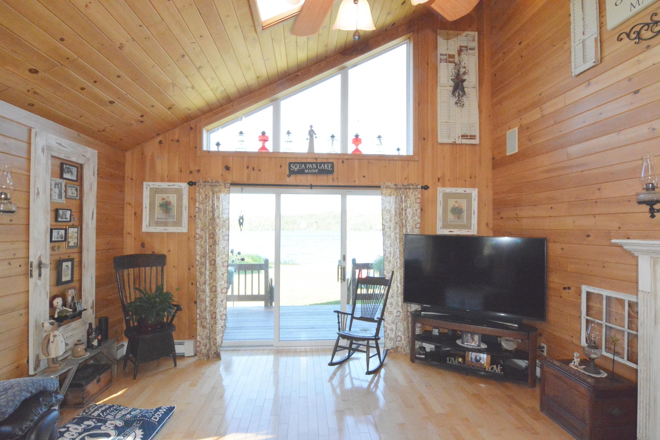 358 7 Islands Road Mapleton, ME 04757 - Photo 4 of 62 entryDSC_6266