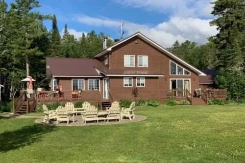 $589,000 | 358 7 Islands Road, Mapleton, ME 04757