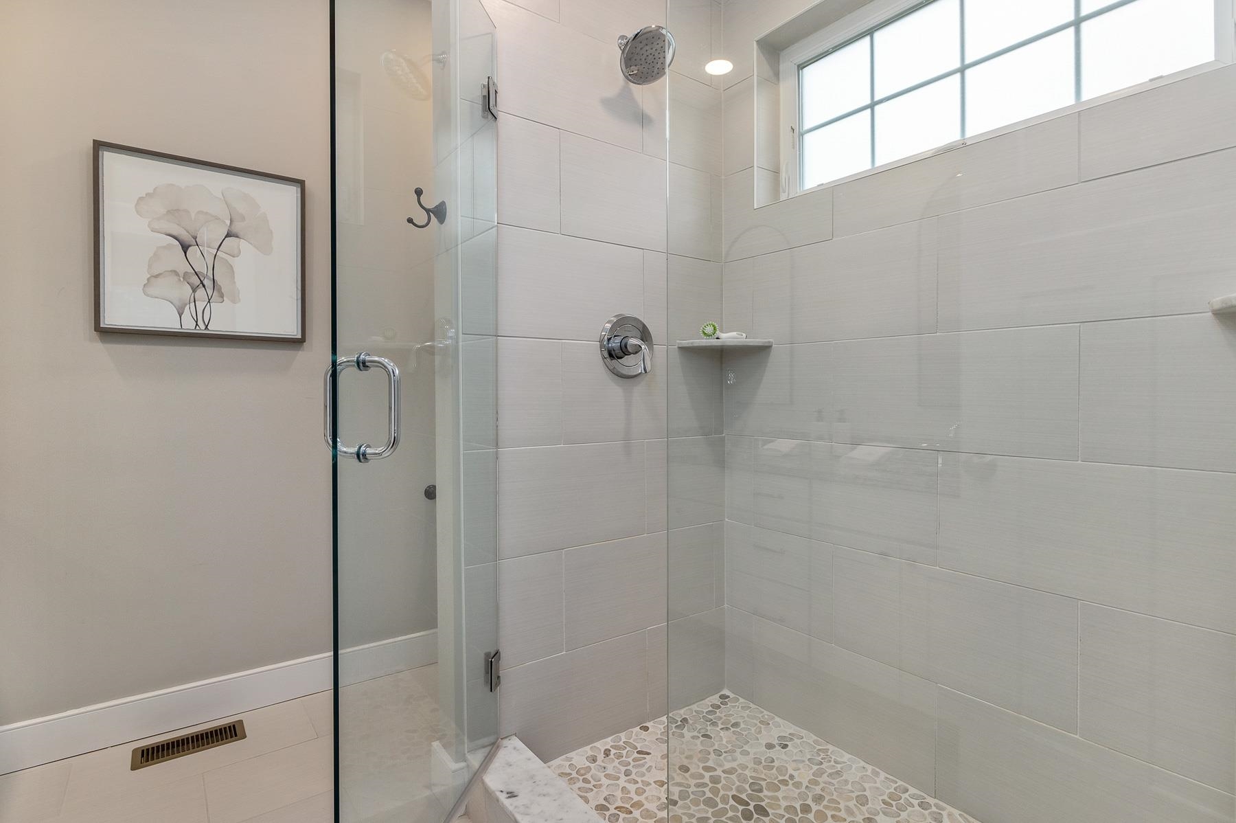 7 Jacqueline Way Stratham, NH 03885 - Photo 18 of 40 Gallery Image 18