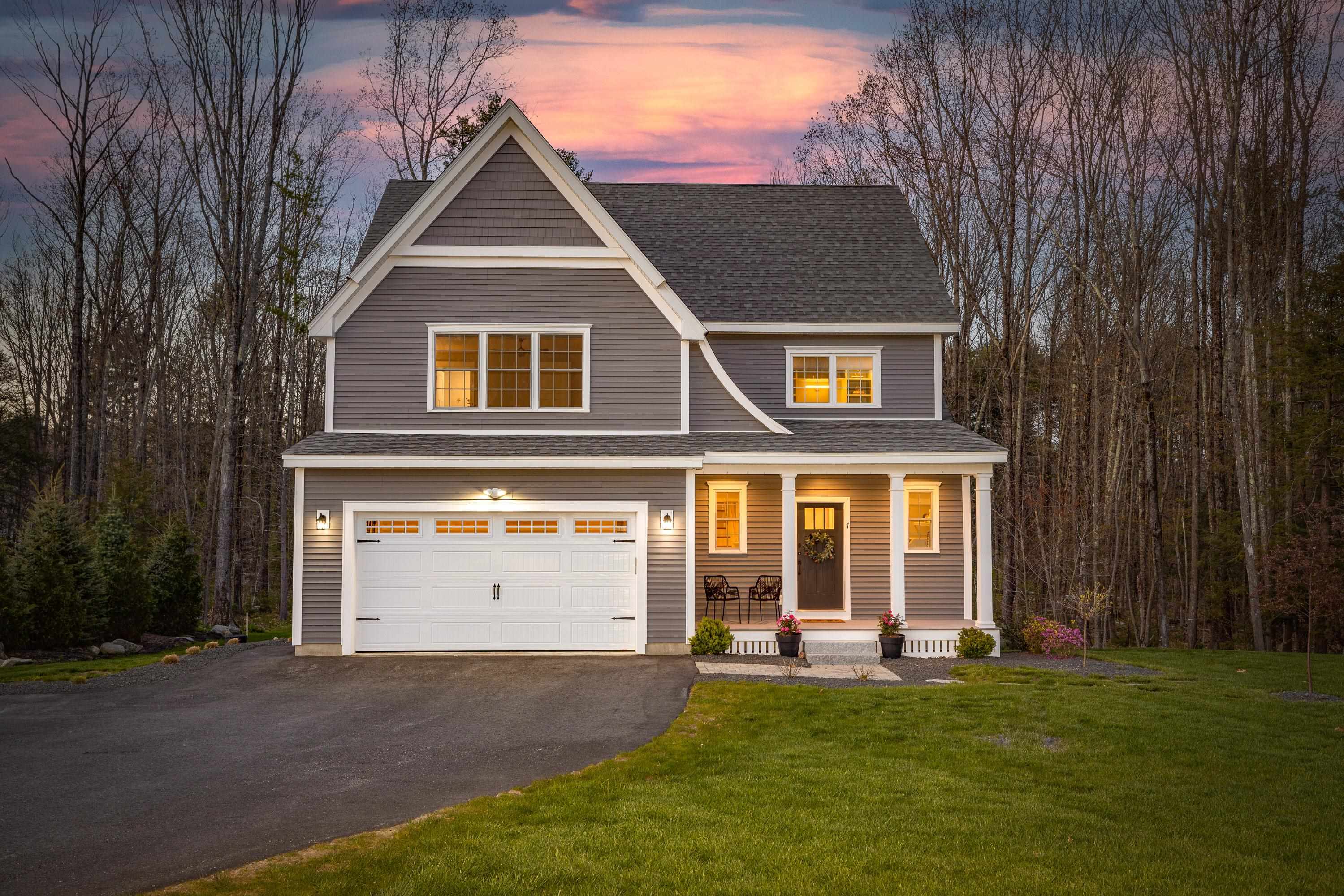 7 Jacqueline Way Stratham, NH 03885 - Photo 2 of 40 Gallery Image 2