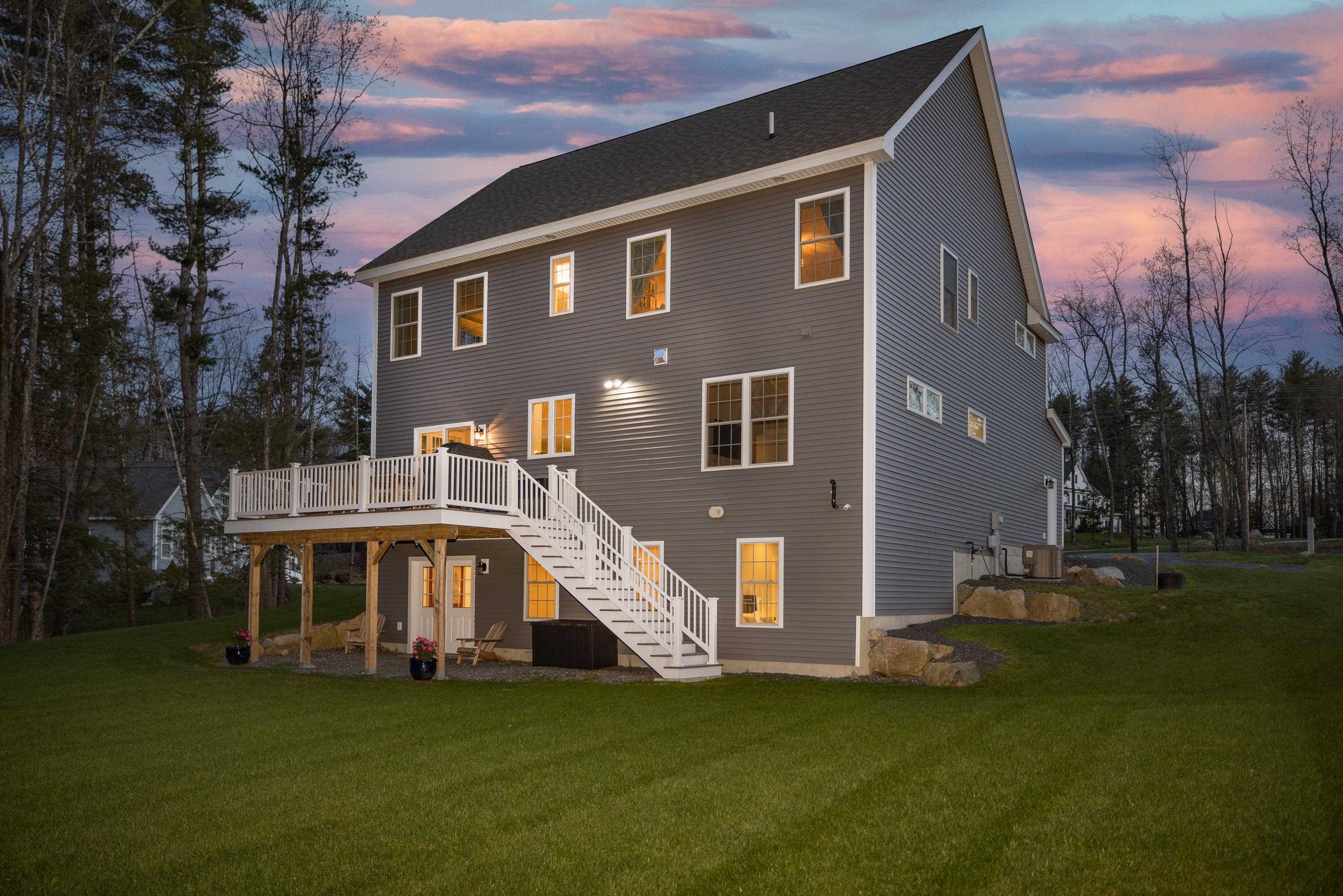 7 Jacqueline Way Stratham, NH 03885 - Photo 3 of 40 Gallery Image 3